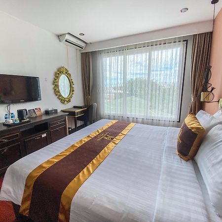 Xaysomboun Hotel & Spa В'єнтьян Екстер'єр фото